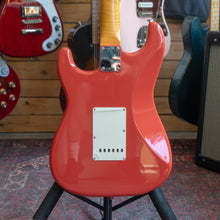 Load image into Gallery viewer, Fender Peach Guitars Exclusive American Vintage II '61 Stratocaster in Fiesta Red - (Pre-Owned)
