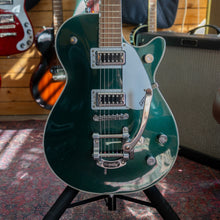 Load image into Gallery viewer, Gretsch G5230T Electromatic JET FT Single-Cut with Bigsby in Cadillac Green - (Pre-Owned)
