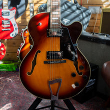 Load image into Gallery viewer, Hartwood Novella Hollowbody Guitar with Hard Case - (Pre-Owned)
