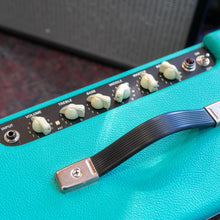 Load image into Gallery viewer, Fender Blues Junior IV Limited Edition in Sea Foam Green - (Pre-Owned)
