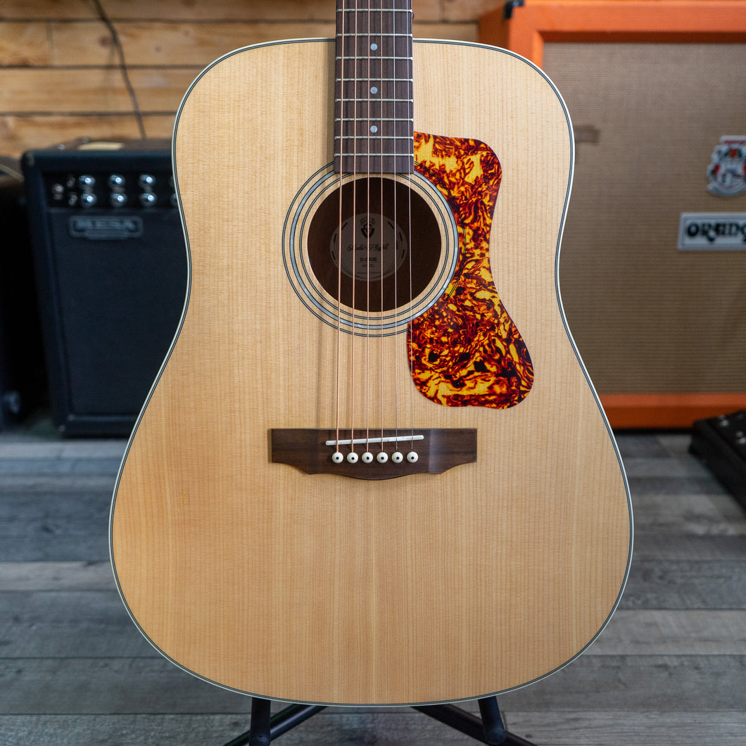 Guild D-240E Westerly Archback Electro Acoustic in Natural