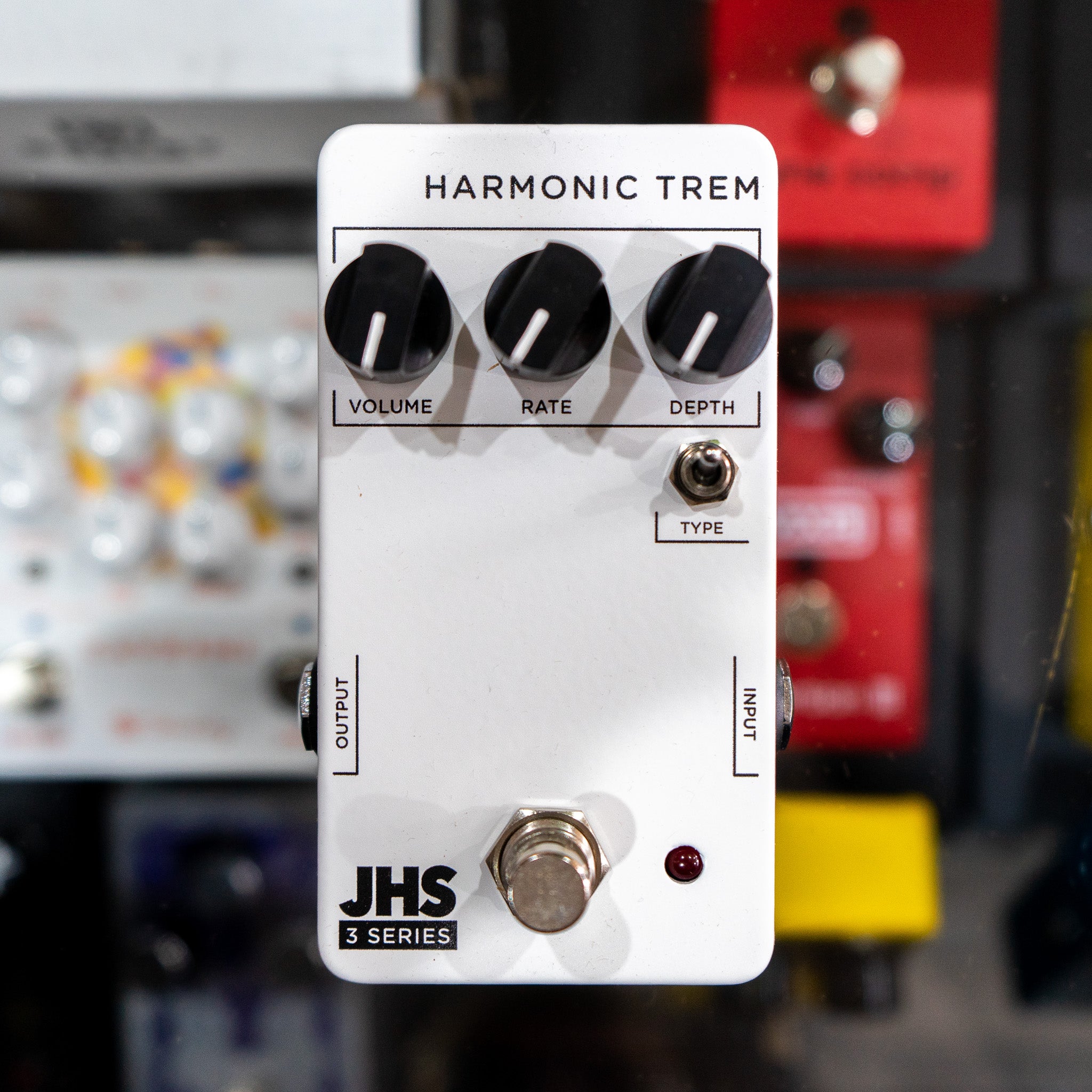 JHS 3 Series Harmonic Tremolo Pedal – Southend Music Exchange