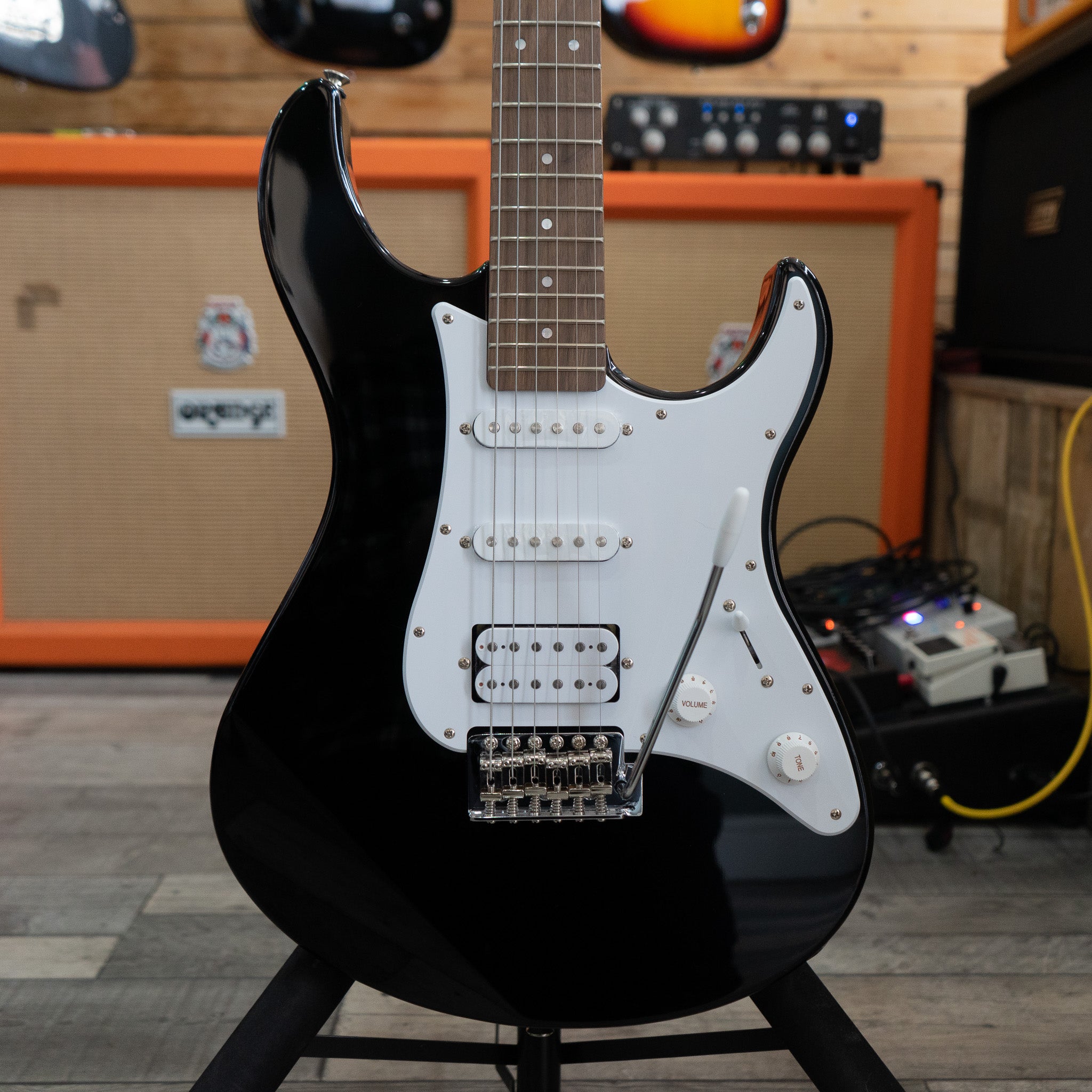 Electric　Music　Black　Yamaha　Exchange　Guitar　–　Pacifica　Southend　012　in