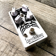 Load image into Gallery viewer, Earthquaker Devices Levitation Reverb V2
